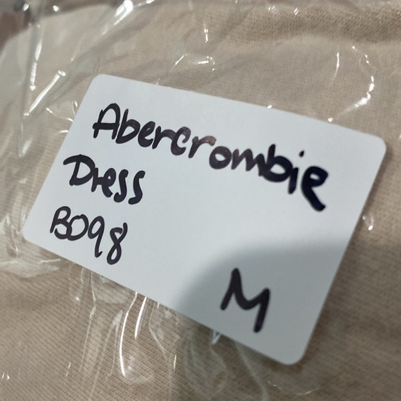 Abercrombie & Fitch Sz Medium Tan/Cream Shirt Dress Sleeveless Shoulder Pad Soft - Picture 11 of 11